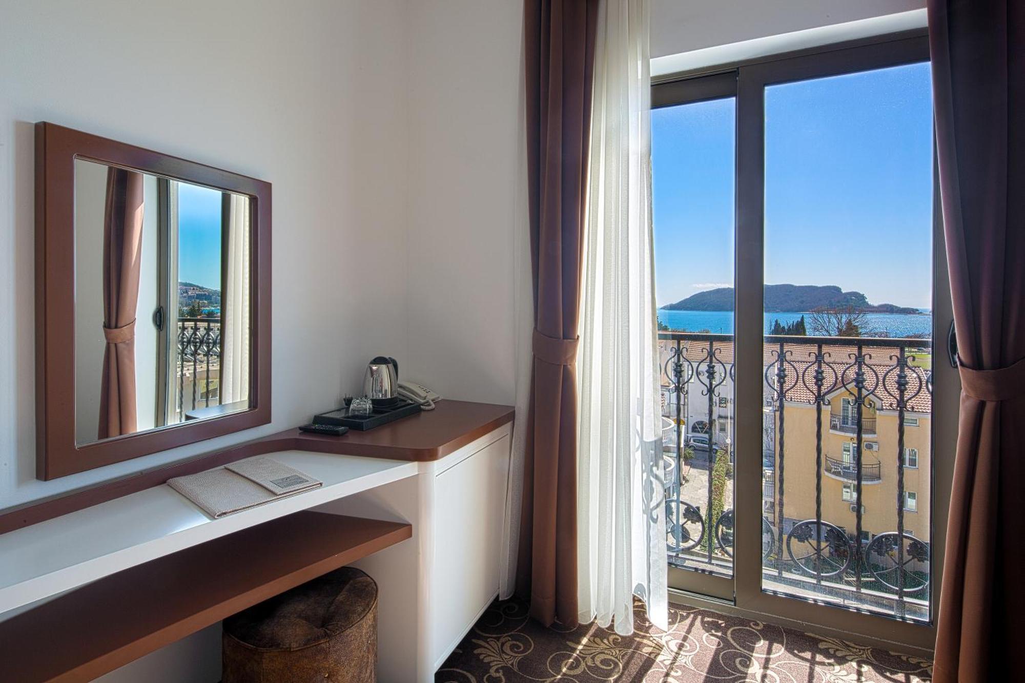 Hotel Pozzo Budva Eksteriør billede