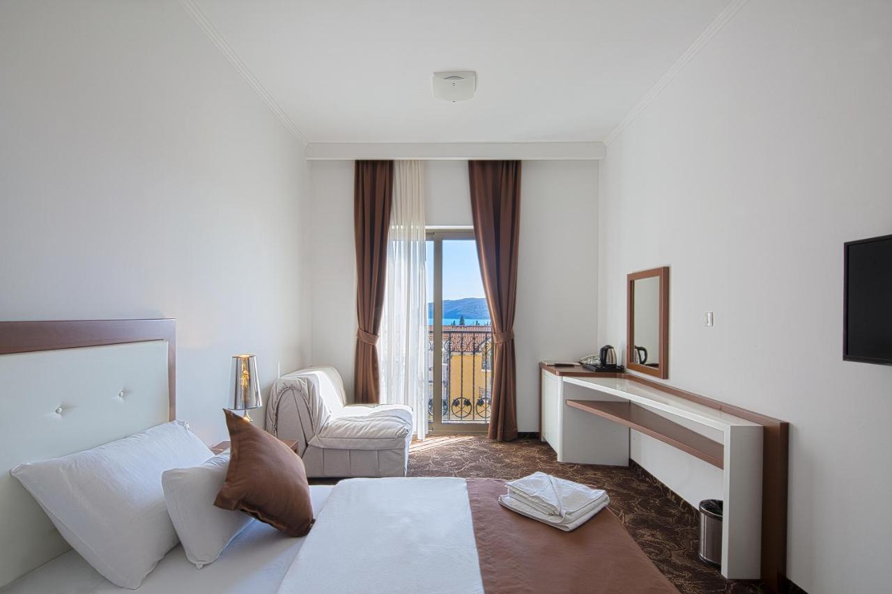 Hotel Pozzo Budva Eksteriør billede