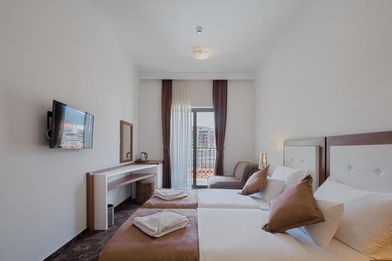 Hotel Pozzo Budva Eksteriør billede